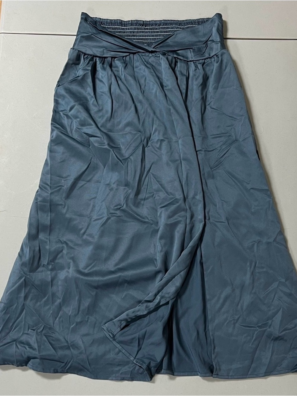 Blue Periwinkle Satin Silk Split-Leg Maxi Skirt Bottoms Size S 🩵✨ #satin #boho